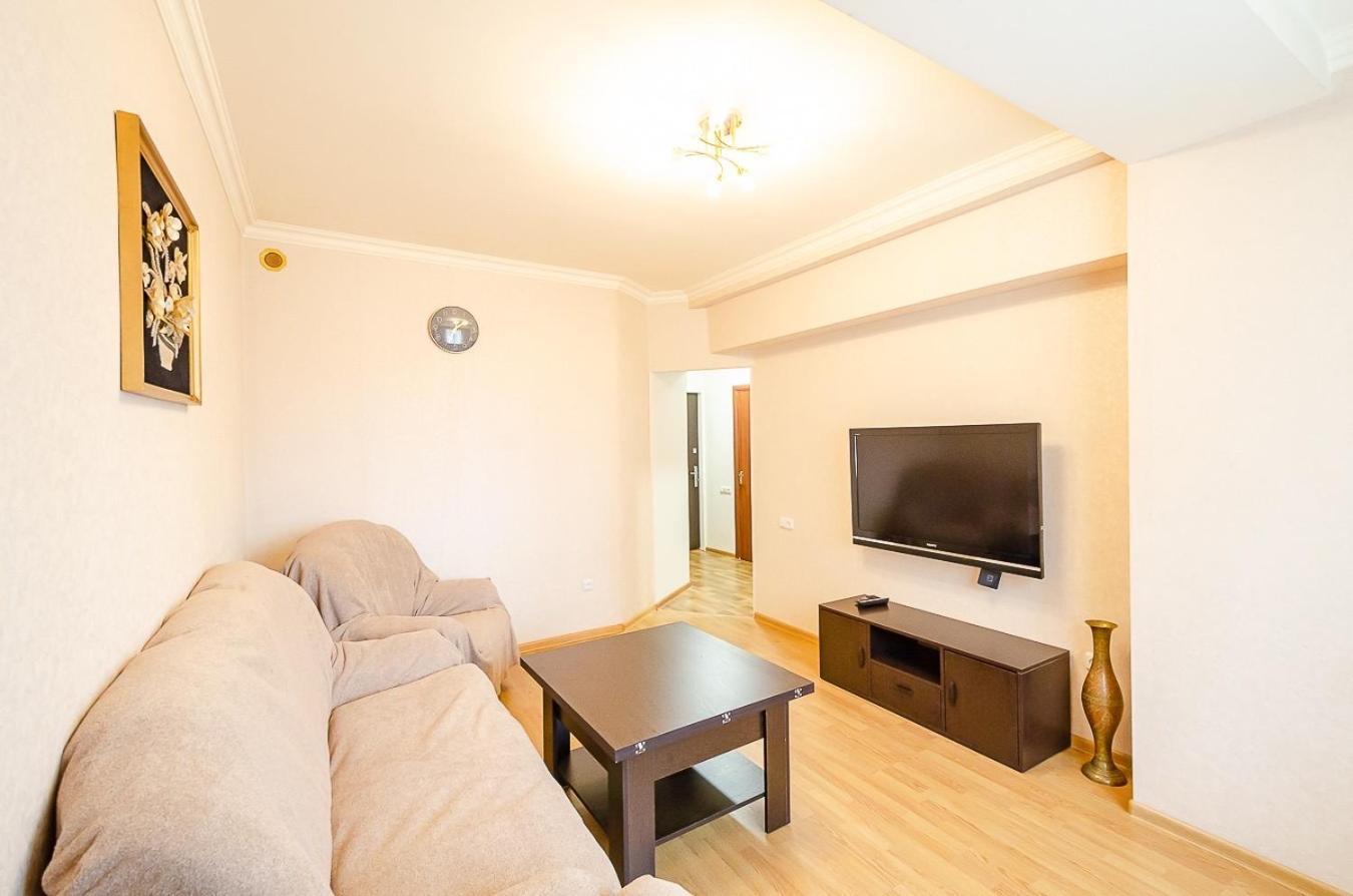 Excellent Apartment In The Center Of The Capital.Amiryan Jerevan Eksteriør billede